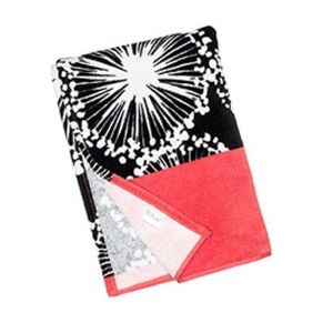 Summer Days Towel Dandelion Dream